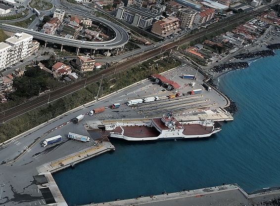 Firmato il contratto per il Porto di Tremestieri