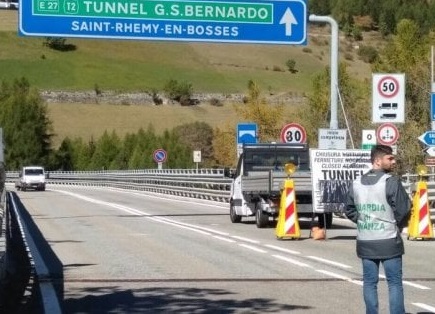 Traforo del Gran San Bernardo, prevista riapertura dal 1 gennaio 2018