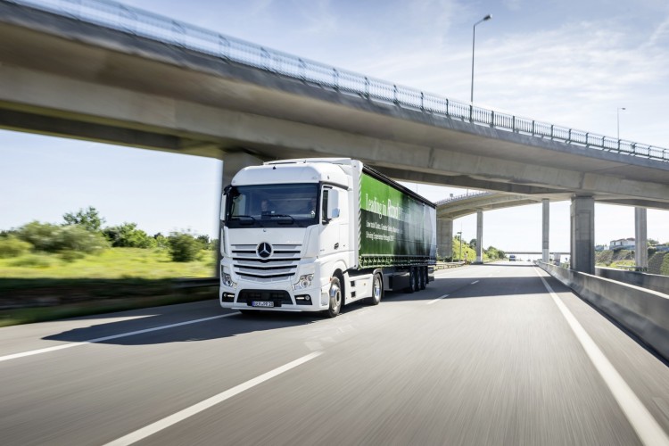 Anno di grande successo per Daimler Trucks: vendite 2017 in deciso aumento rispetto all'anno precedente