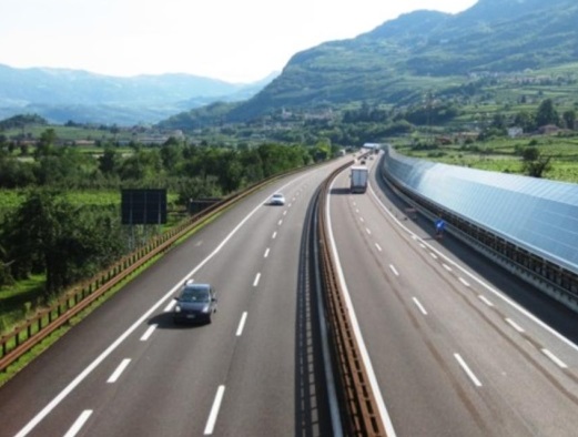 Limitazioni del traffico merci in Austria, serve valutazione congiunta