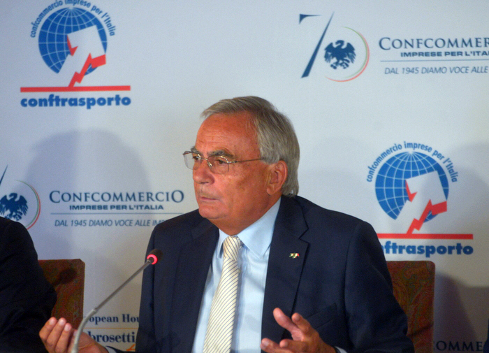 Porti, nessun monopolio o la competitività andrà a picco