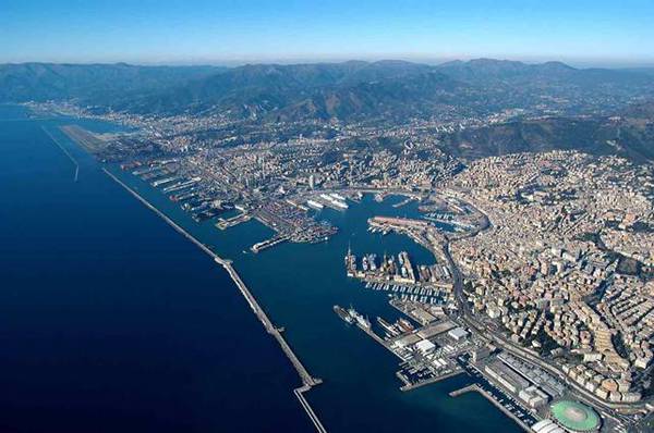 Porto di Genova firma con Rfi per potenziare la ferrovia