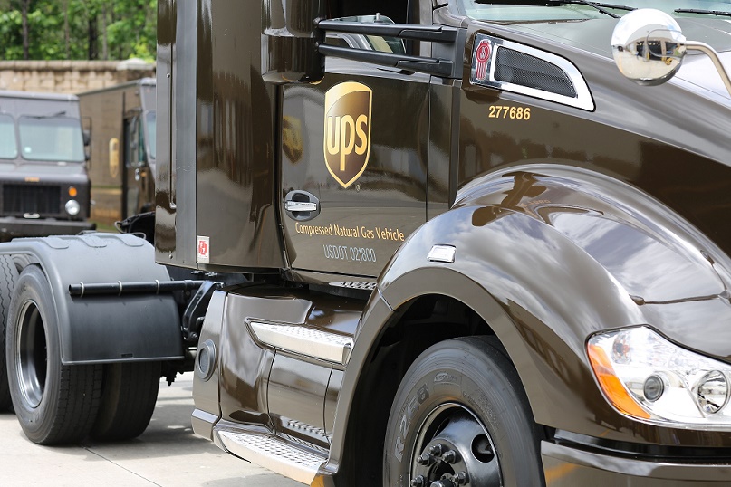 UPS introduce oltre 700 nuovi veicoli nella sua flotta a gas naturale