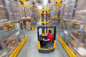 Confetra: ripristinare legalità in logistica magazzino