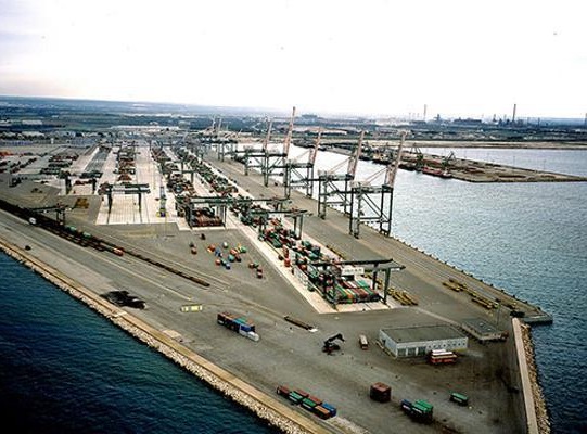 Taranto, primo ok per i turchi di Yilport