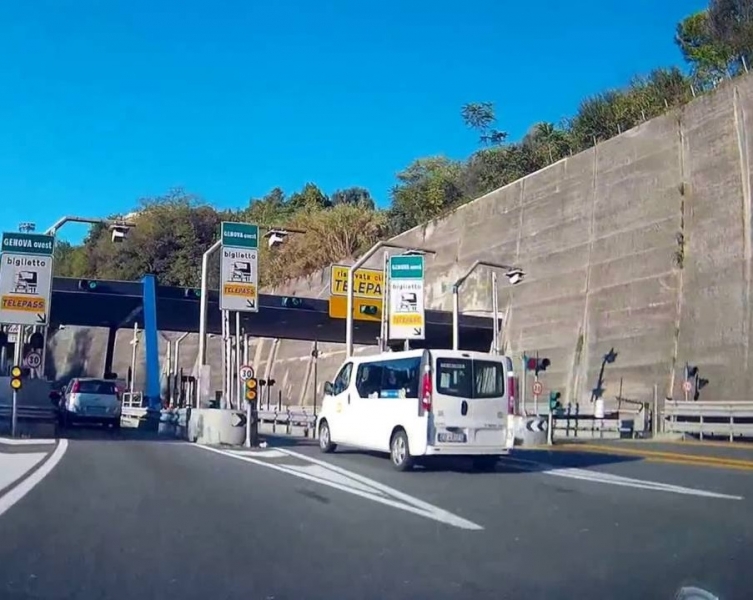 Autostrade per l'Italia amplia i beneficiari dell'esenzione dei pedaggi nell'area genovese
