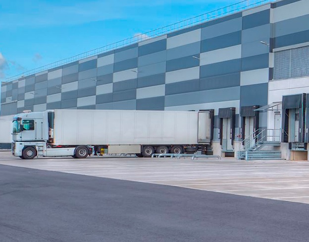 Meyer Bergman fa shopping nella logistica nel nord Italia