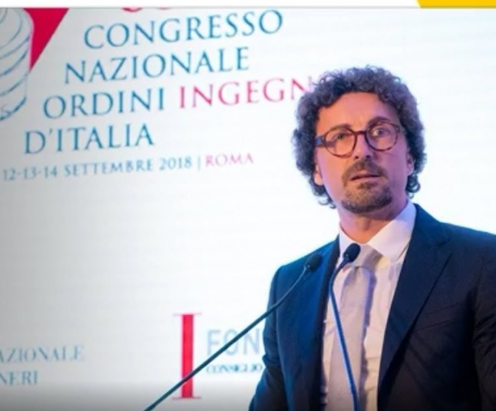 Toninelli: abbiamo bisogno di giovani ingegneri, apriremo un'Agenzia per il Controllo delle infrastrutture
