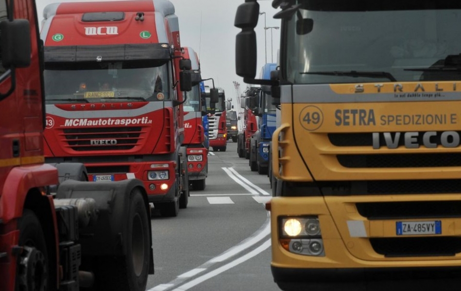 UIRR: no a innalzamento a 44 tonnellate del peso massimo lordo dei camion