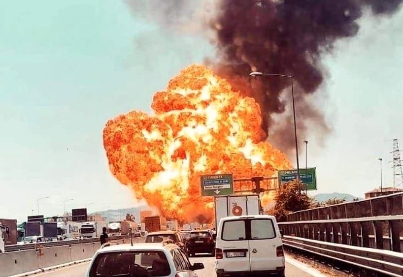 Esplosione a Bologna, 464 risarcimenti per la compagnia che assicurava l'autocisterna