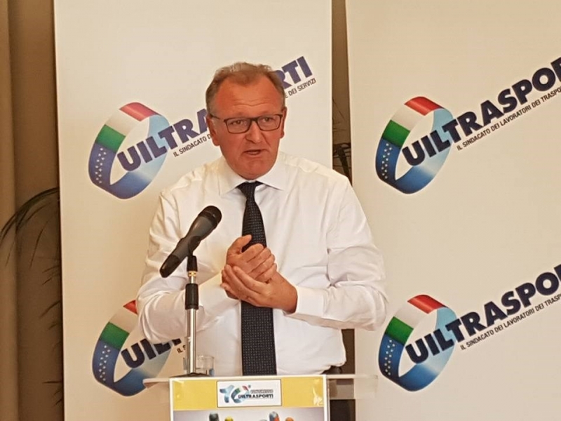 Uiltrasporti: ''Ancora non sappiamo la politica del ministro Toninelli''