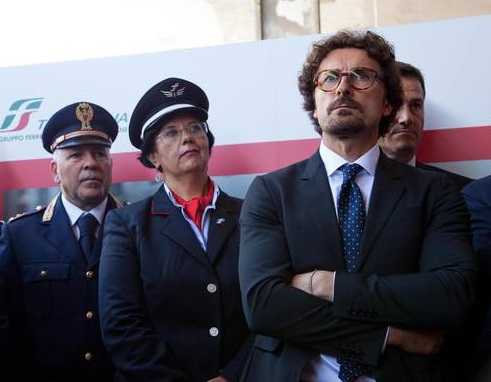 Porti: Toninelli, con nuovo piano regole certe concessioni