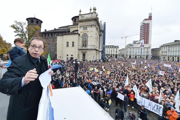 Giachino: le infrastrutture e i trasporti sono diventati una questione nazionale.