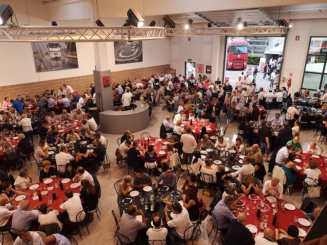 Renault Trucks Italian Tour: un grande successo per il tour più truck dell'anno