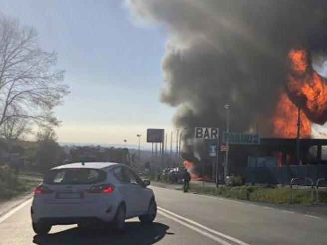 Esplode autocisterna sulla Salaria: 2 morti e 17 feriti