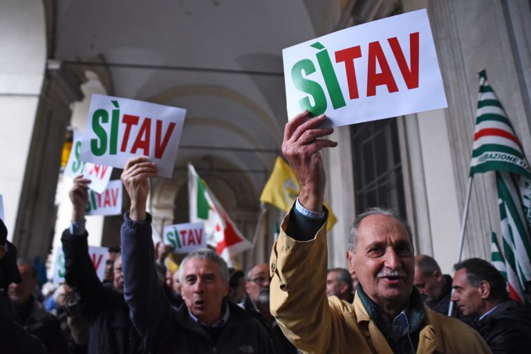 Salvini: ''Sì a nuove infrastrutture, sulla Tav aspettiamo i risultati dell'analisi costi benefici''