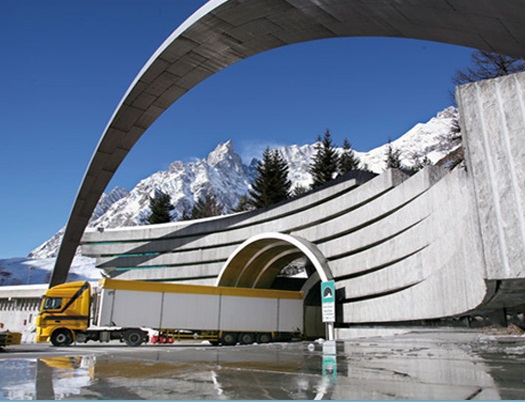 Confermata la chiusura per 2 anni del Traforo del Monte Bianco