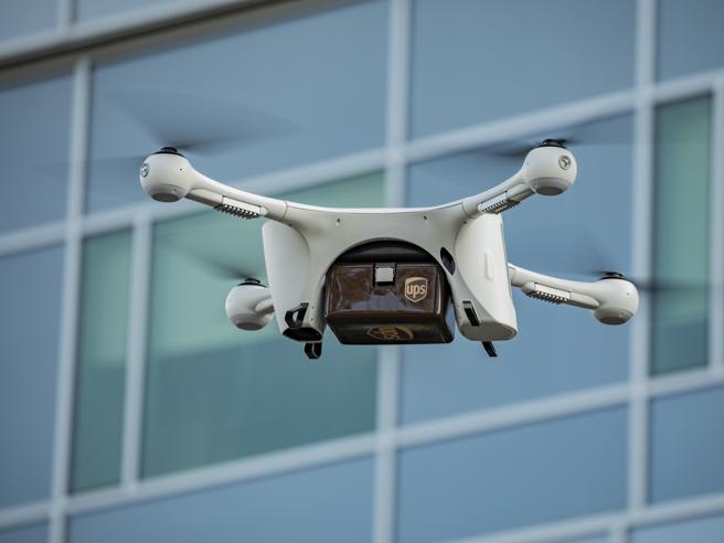 Ups lancia nei cieli d'America il primo drone per la consegna dei pacchi