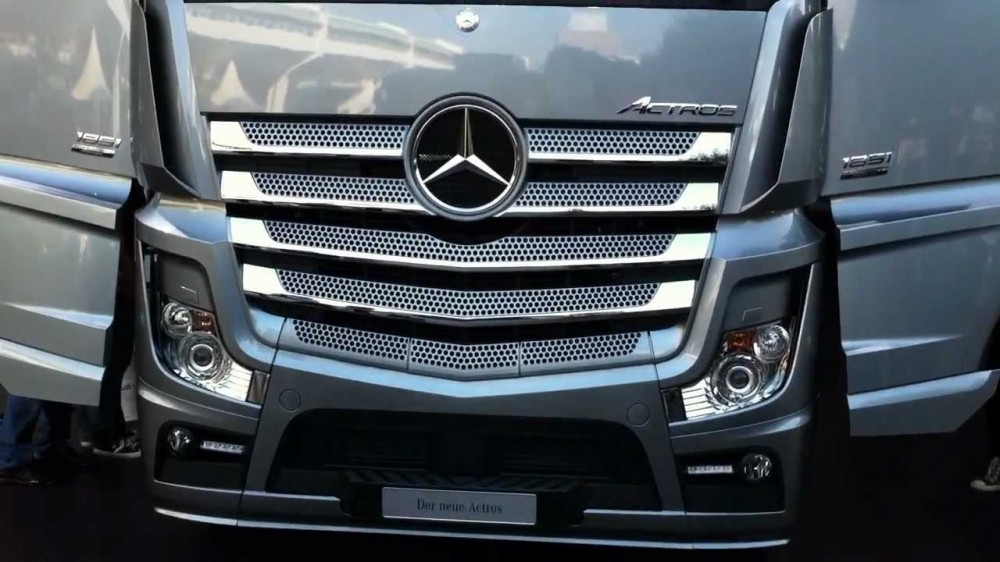 ASTRE Italia: +40 veicoli commerciali in soli 5 mesi grazie alla partnership con Mercedes-Benz Trucks