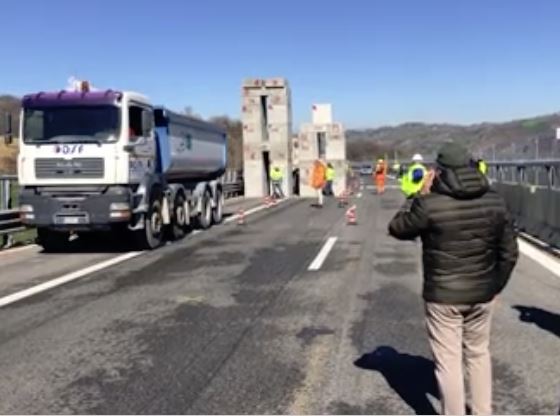 A24, i controlli sul viadotto Colle Castino: «Deformabilità superiore al previsto»