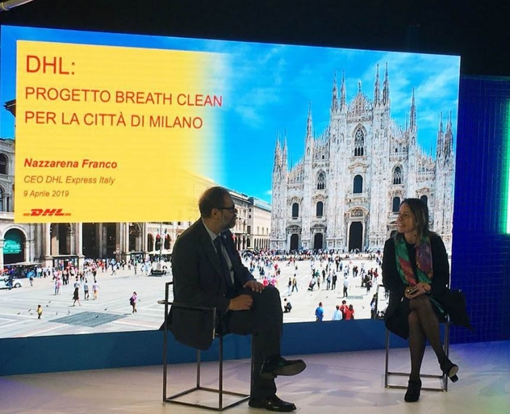 DHL Express Italy presenta Breath Clean: monitorare l'aria di Milano con i veicoli per le consegne