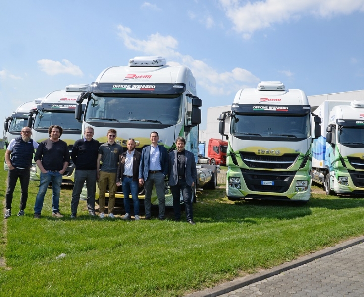 10 IVECO Stralis NP 460 per l'azienda Autotrasporti Rutilli Adolfo S.r.l.