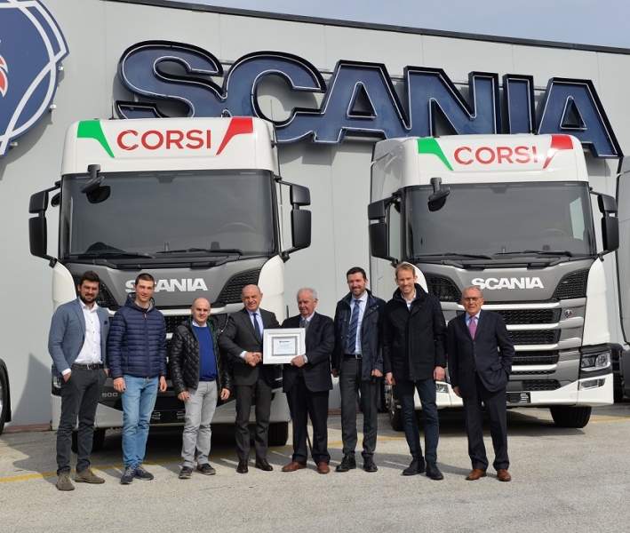 La famiglia Corsi sceglie la nuova generazione Scania