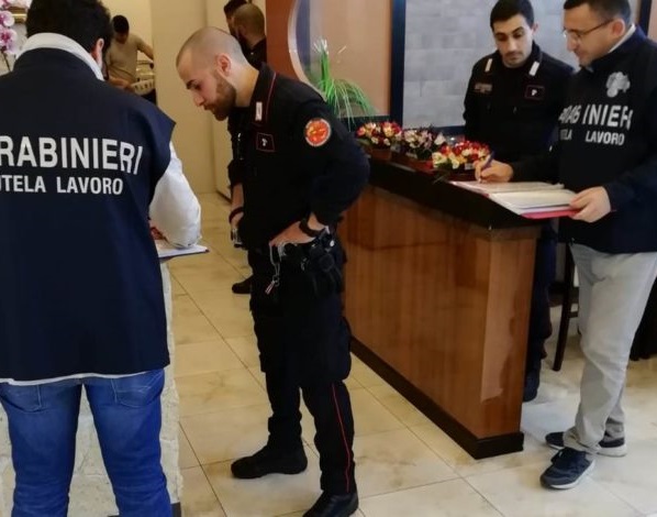 Autotrasporti, appalti di manodopera illeciti e truffa all'Inps: 6 denunce