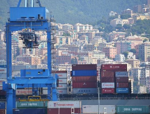 Spediporto: merci in attesa da 10 giorni a Genova, controlli fermi per ferie