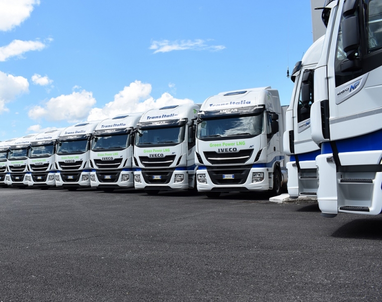 IVECO: 30 nuovi Stralis 460 NP a Trans Italia