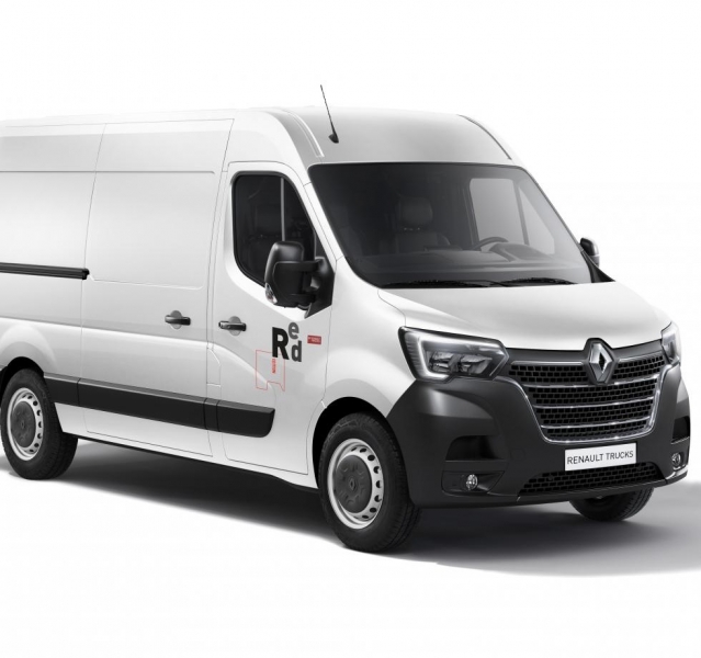Nuovo Master: Renault Trucks presenta la versione esclusiva Red Edition