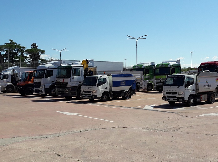 Storia e passione si incontrano nella ''nuova'' sede di via Variola di Mercedes-Benz Roma