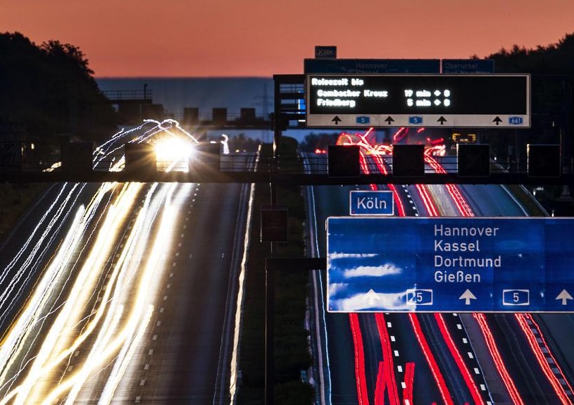 Germania, l'Europa boccia il pedaggio autostradale per i soli stranieri