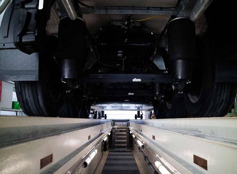 Revisioni ai camion: all'estero le fanno in cinque giorni, in Italia servono sei mesi