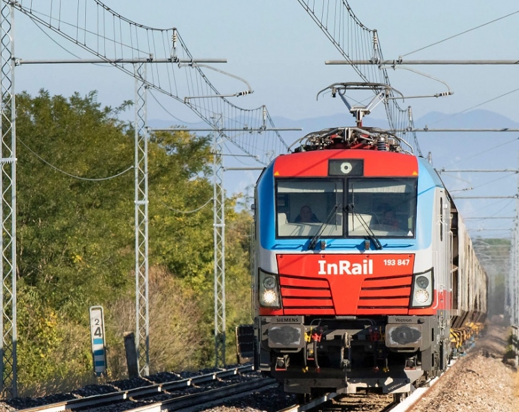 Avviato il trasporto merci su territorio sloveno con il primo treno InRail