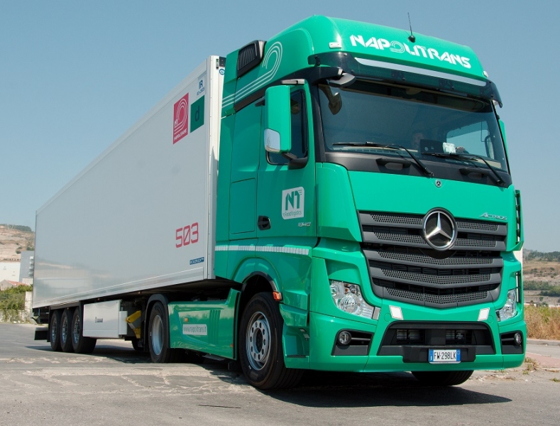 NapoliTrans sceglie Mercedes-Benz Trucks per il rinnovamento della propria flotta