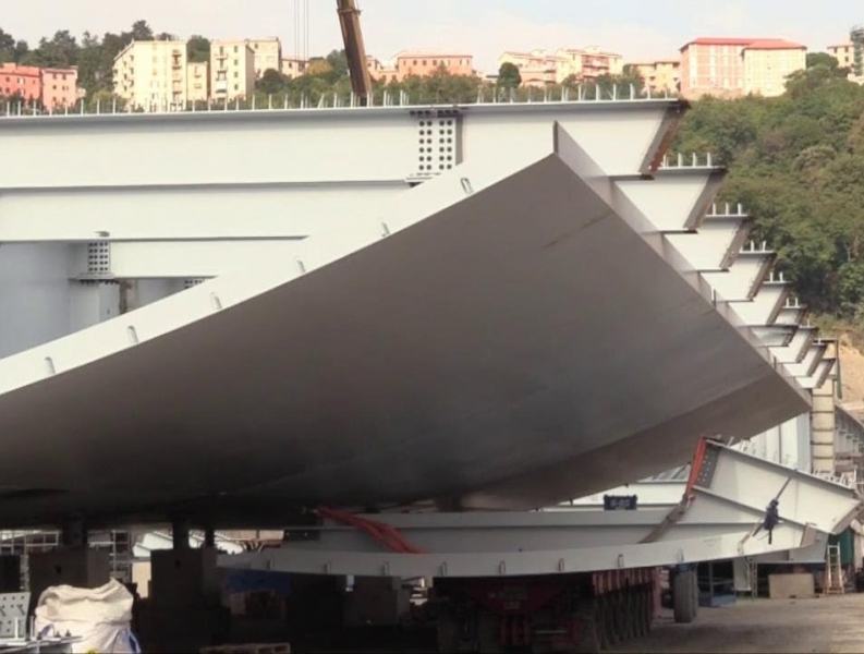 Genova, ecco come cresce il nuovo ponte: viaggio tra gli impalcati di acciaio che saranno presto elevati sulle pile