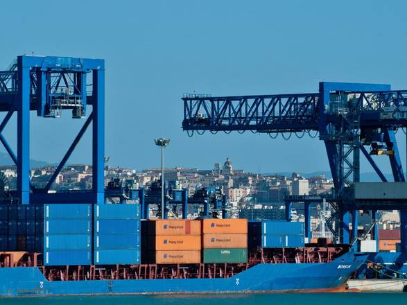 Porti: Cagliari punta a un incremento di 13 mila container