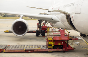 Ancora segno negativo per il cargo aereo