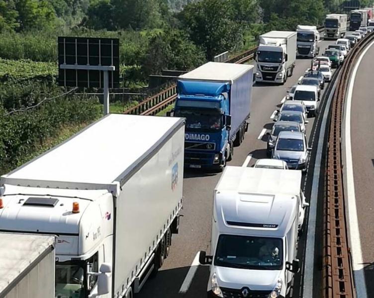 A22, maggiori controlli sui veicoli in ingresso in italia
