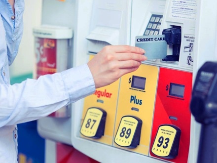 Tracciabilità dei pagamenti per acquisto di carburante: nuova nota delle Entrate