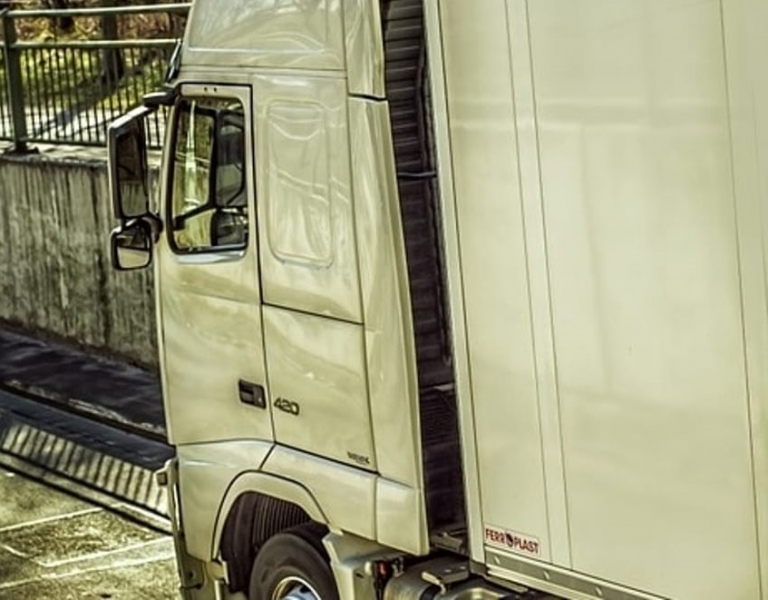 Camionista rapinato e sequestrato nel Foggiano