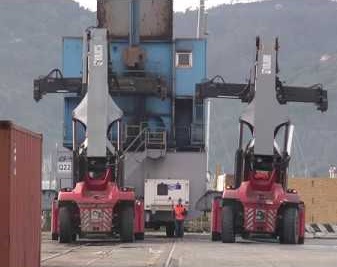 Presentati i nuovi dispositivi di avvisamento acustico per i mezzi di piazzale di La Spezia Container Terminal � LSCT