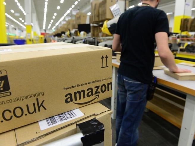 Black Friday: sciopero dipendenti dei fornitori di Amazon a Torino e Cuneo
