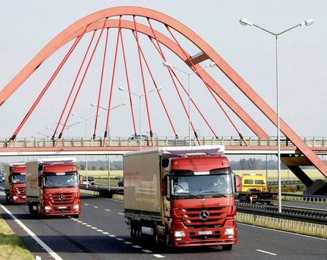 Commissione Tran Europarlamento vota riforma autotrasporto
