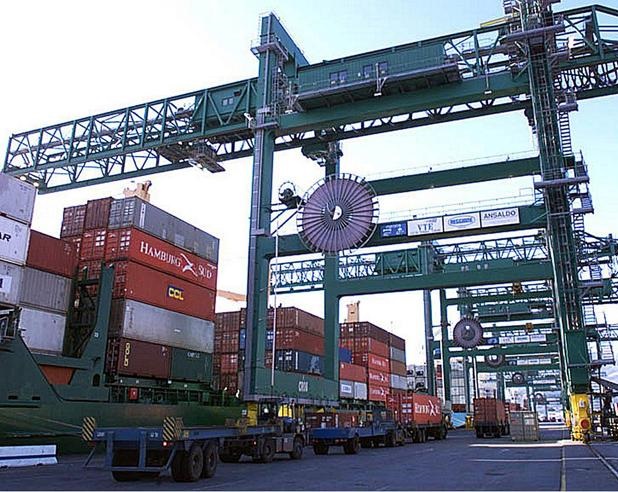 Porto di Genova in emergenza: il conto si scarica sul cliente finale
