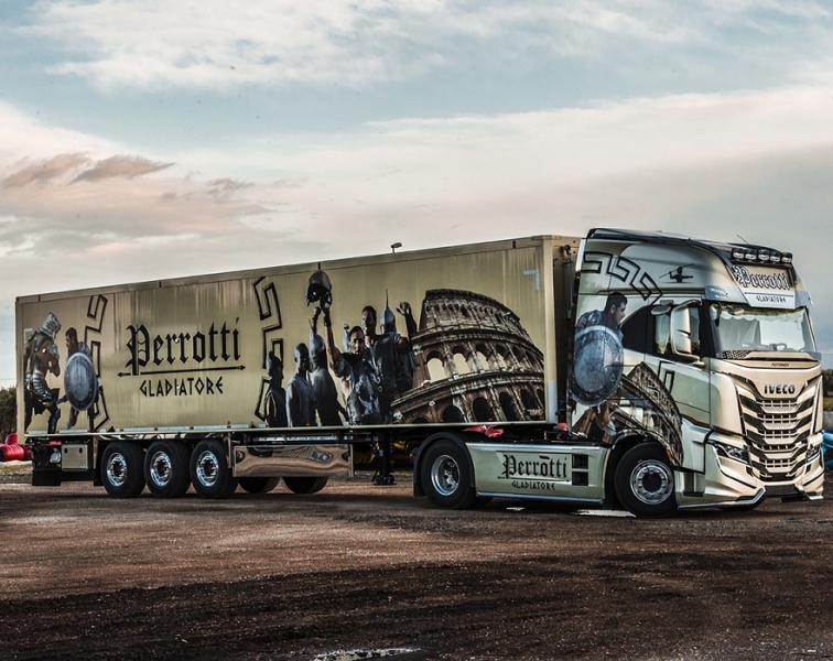 Nasce in casa Perrotti l'IVECO S-WAY unico esemplare versione ''Gladiatore''