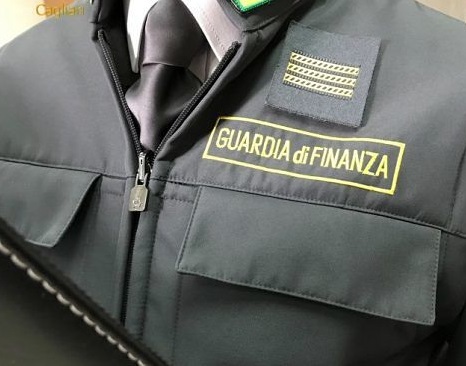 Nasconde al Fisco guadagni per quasi mezzo milione di euro: nei guai ditta di autotrasporti a Serramanna