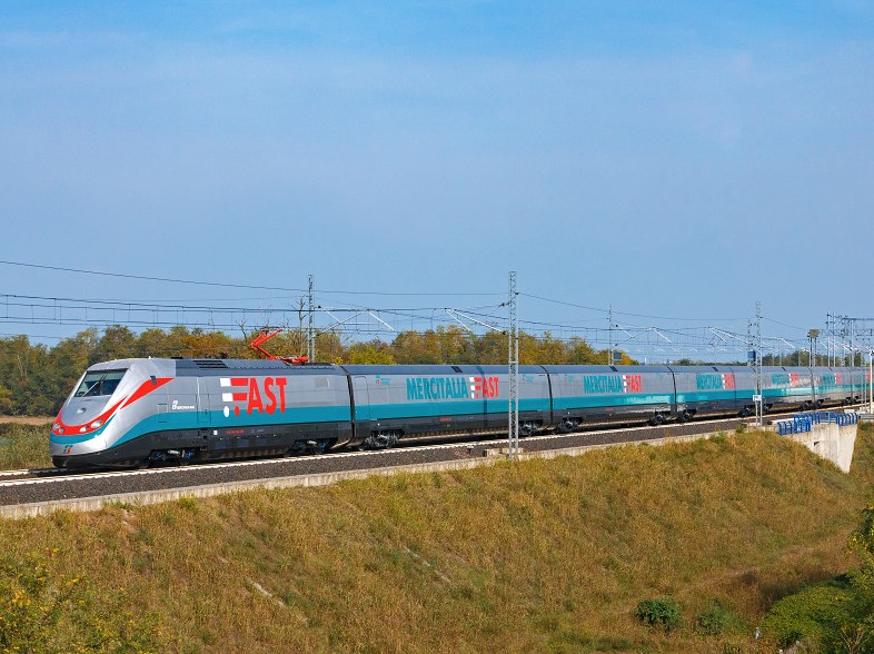 I pacchi di Nexive salgono sul Mercitalia Fast