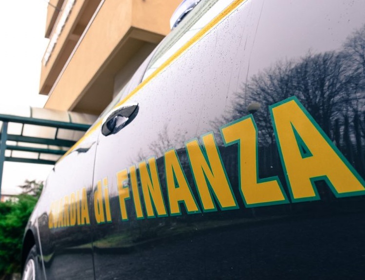 Presunte fatture false per 9 milioni: sequestri a Rovello Porro e in Calabria